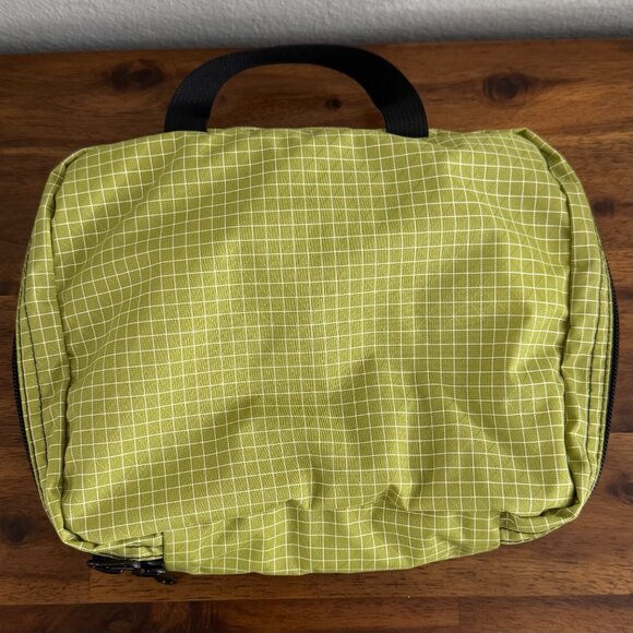 Tom Bihn - Deluxe Spiff Kit in Wasabi (muted lime green) 200 Halcyon - Picture 2 of 10
